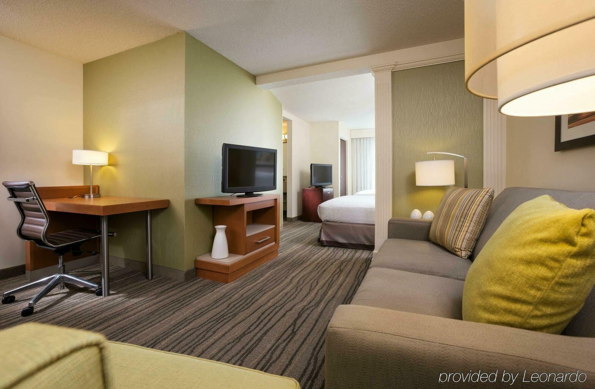 Springhill Minneapolis 3*